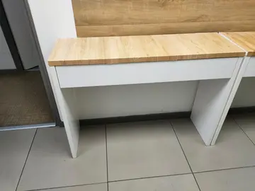 2 consoles avec tiroir