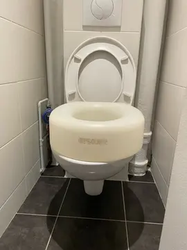 Réhausseur de toilettes pour adultes