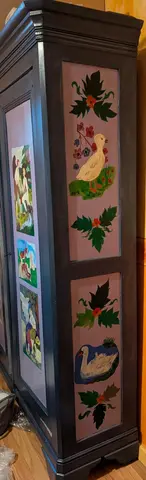 armoire peinte
