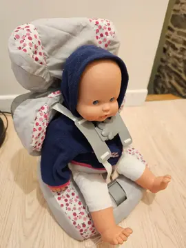 siège auto jouet pour poupée