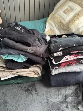 lot vêtement taille S, M, L