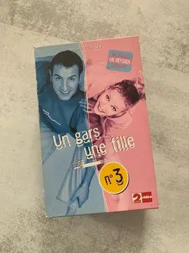 2 cassettes vidéo « Un gars, une fille »