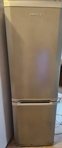 Réfrigérateur-congélateur Beko