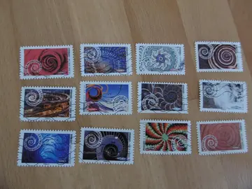 Série 12 timbres Dynamiques Spirales 2014