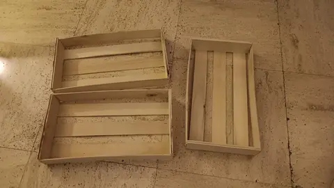 3 cagettes en bois 22 cm x 39 cm et épaisseur 5 cm