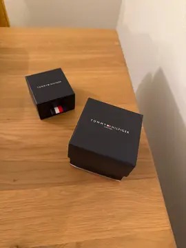 boîte Tommy Hilfiger