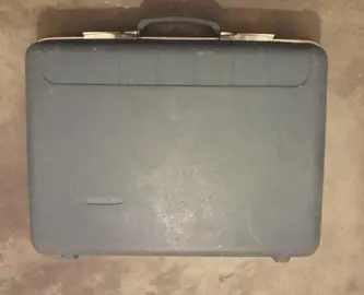 valise ancienne (années 70)