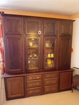 Table vaisselier buffet