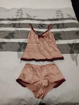 Pyjama d'été en satin