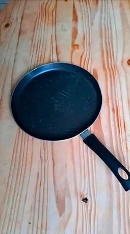 Poele 25 cm Diamètre