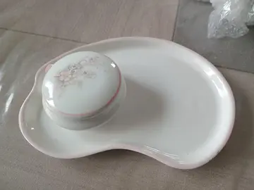 accessoire pour bijoux et poudrier