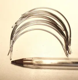 LOT AIGUILLES COURBES POUR COUTURE