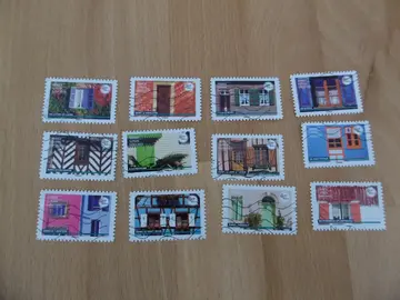 Série 12 timbres Habitats typiques 2022