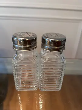 Salière et poivrière