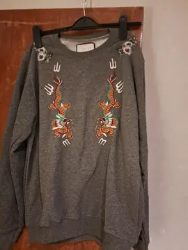 pull homme ou femme Gucci