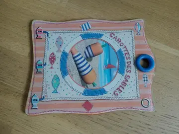 Planche à découper fantaisie «Carotte des sables»