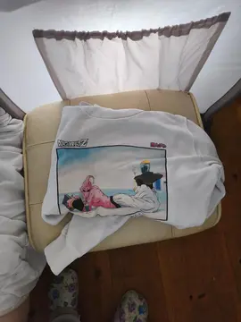 Bonjour, je donne ce sweet en xxs