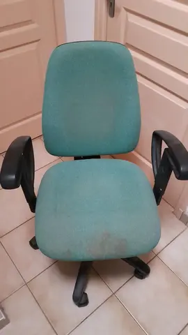 Fauteuil à roulettes