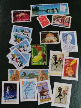 lot unique timbres Français 2005