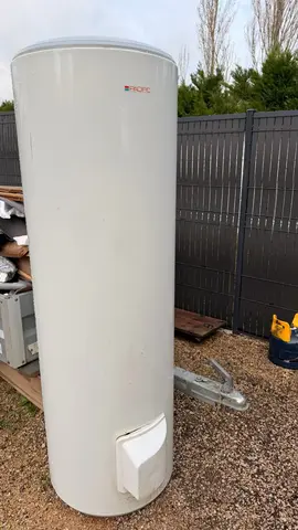 cumulus 300l hauteur 2m en état de marche