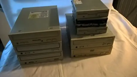 lecteur dvd-cd-disquette