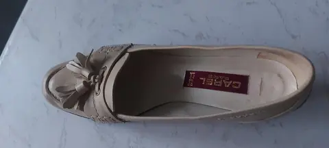 Chaussures femme de marque CAREL