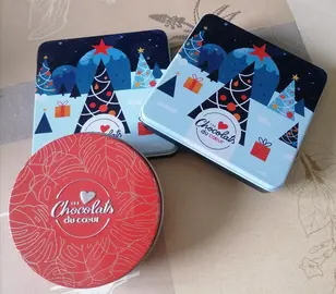 Petites boîtes vides