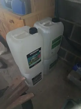 bidons vides 20 litres