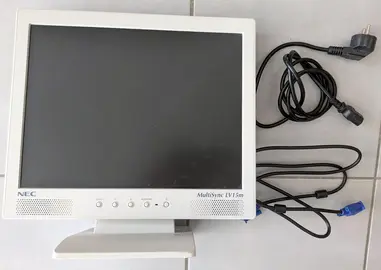 Ecran PC Nec
