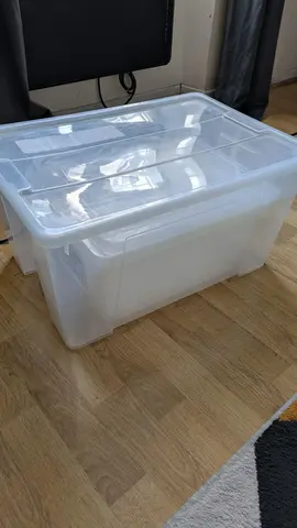 Caisses en plastiques+ couvercles