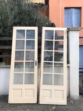 Donne porte double vitrée bois