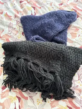 écharpe et tour de cou