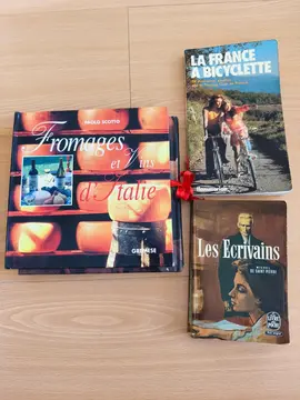 3 livres