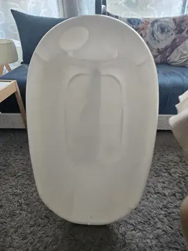 Baignoire blanche bébé