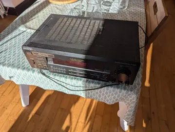 Ampli Sony Dolby pro Logic en panne