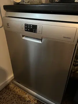 donne lave vaisselle electrolux