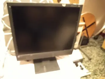 Ecran carré marque EIZO