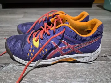 Chaussure femme Asics tennis/hand T36