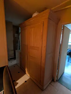 Donnons grande armoire en pin paris 16