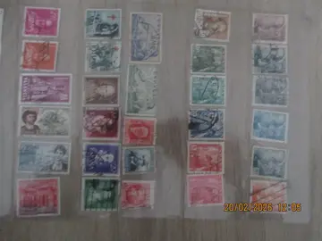 34 timbres oblitérés Espagne