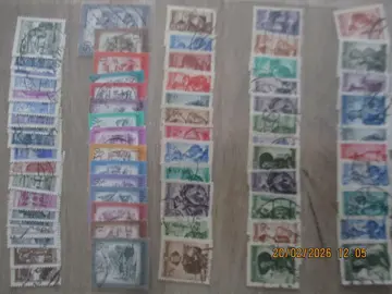 79 timbres oblitérés Autriche