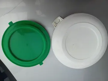 petite cocotte en plastique