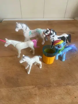 figurines de chevaux