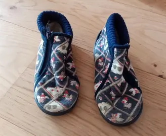 Chaussons Elastomere, taille 27