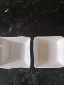 deux ramequins ou autre.