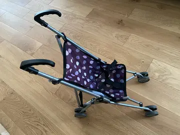 Poussette pour poupée