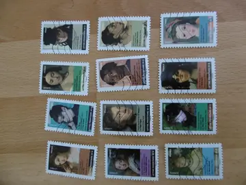 Série 12 timbres Portraits de femmes dans la peinture 2012