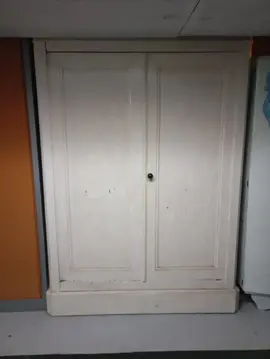 grande armoire pour garage ou cellier