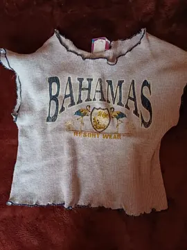 joli petit haut t 6 zns ou plus