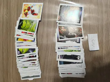 103 autocollants Marvel